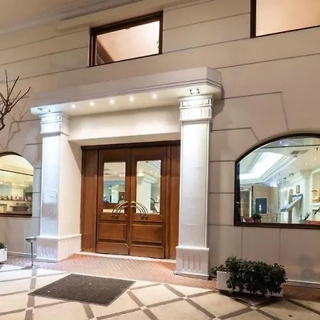 Vergina Hotell 3*