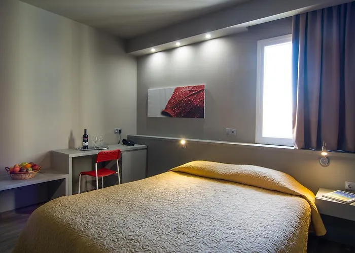 维尔吉纳酒店 3*